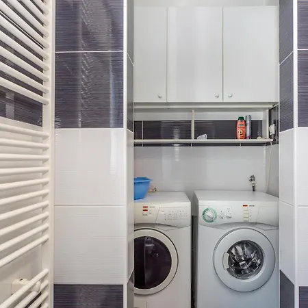 Apartman In With Kitchen Šilo