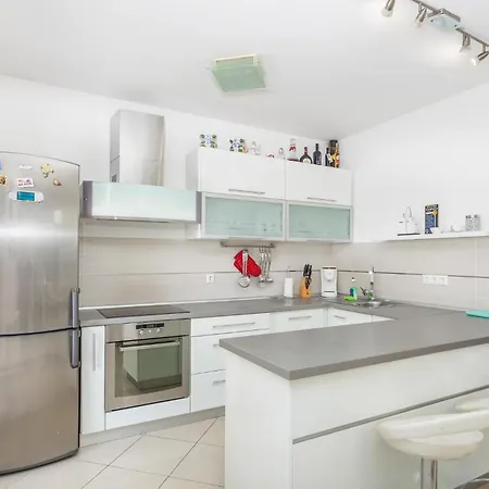 In With Kitchen Apartament *